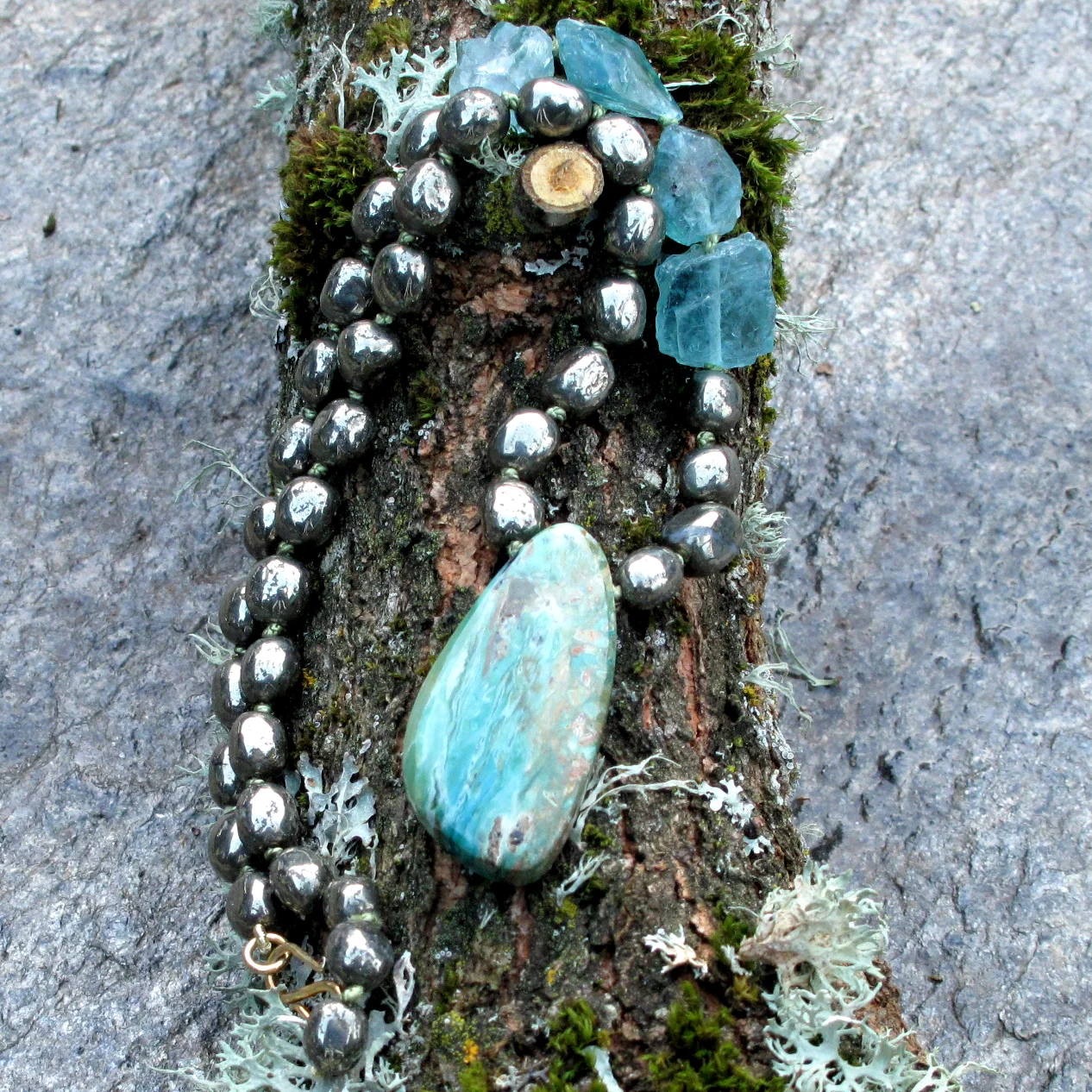 amazonitepyritekyanite.jpg