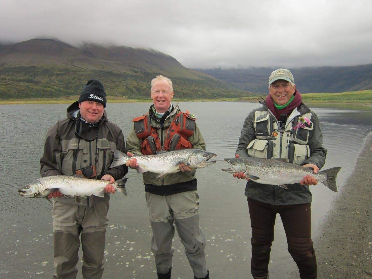 Simon, Gary and me with a few silvers. We caught more than a few.