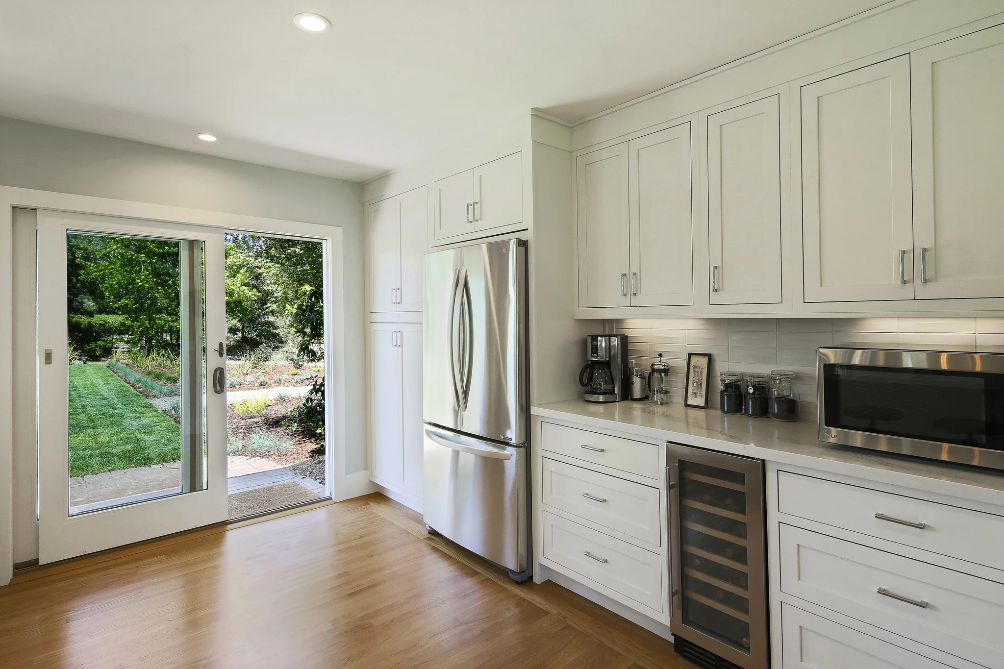 KitchenWineFridgeArea.jpg