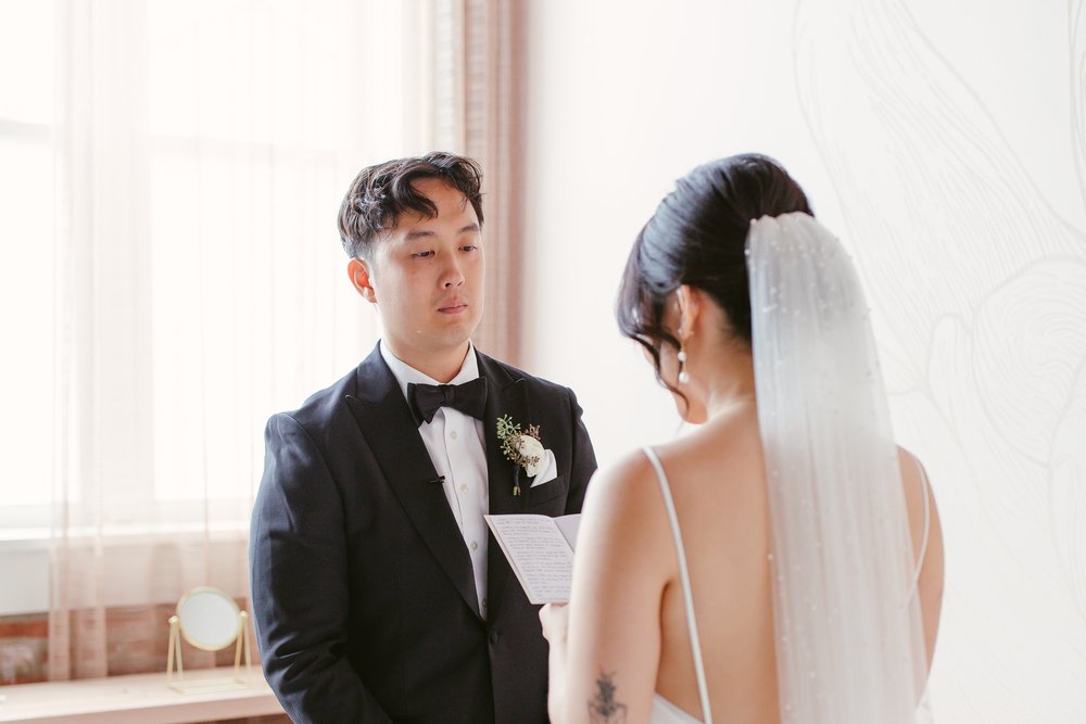 Chicago korean editorial wedding photographer (Kimpton Gray Hotel and The Arbory Event Venue) 08-6.jpg