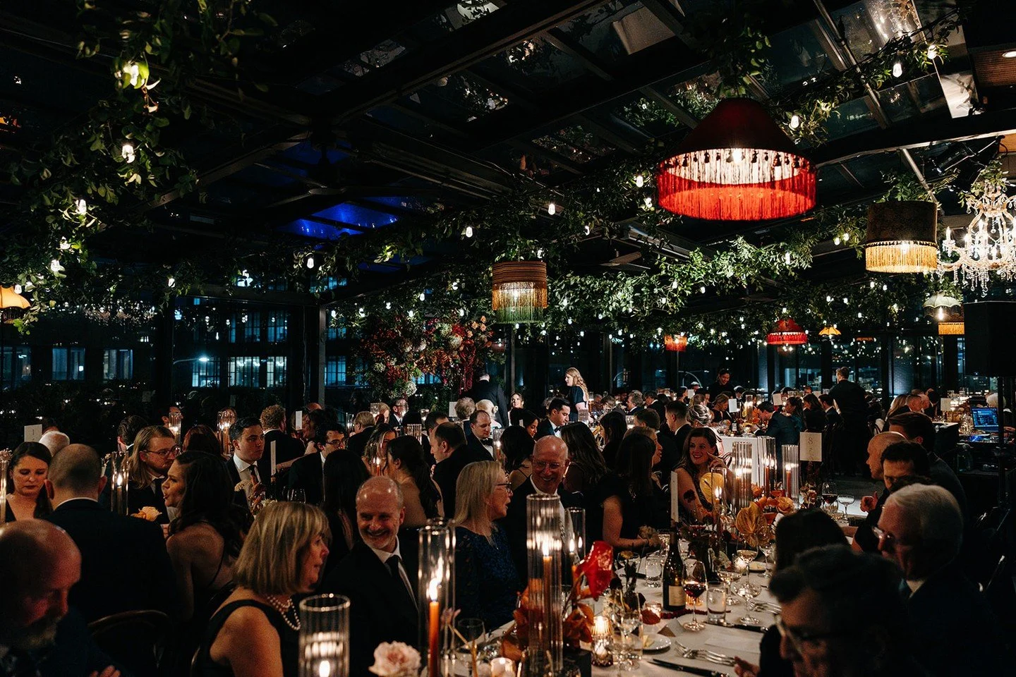 We're back at @morgansonfulton tomorrow to wine and dine with Doni + Kevin on the rooftop! This one has a LOT of fun in store, so keep an eye out for some BTS on your feed🍷🥂🍽️ (And, it's our last wedding of the year!!!!!)

Throwback to L+E's lusci