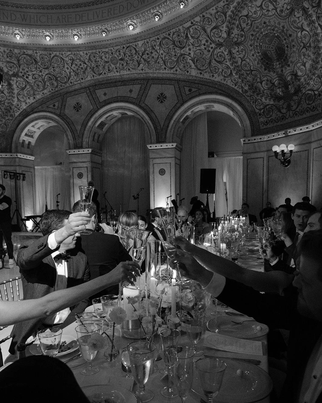 There&rsquo;s nothing more meaningful than gathering the people you love around a table &mdash; whether it&rsquo;s for a wedding, a random Tuesday, or big turkey dinner 🦃🌽🥧

This season (and always), we&rsquo;re thankful for the joy, the connectio