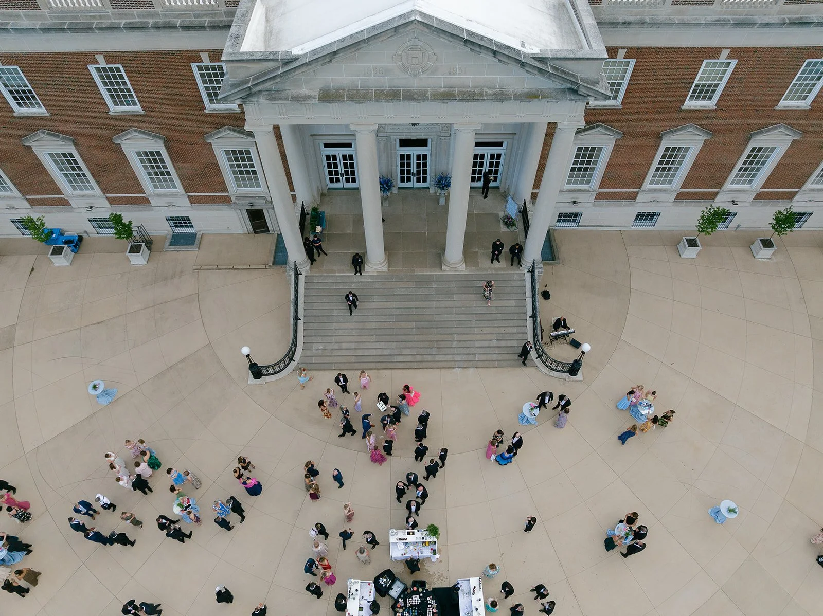 08_Cocktail Hour_Cat and Tim-110.jpg