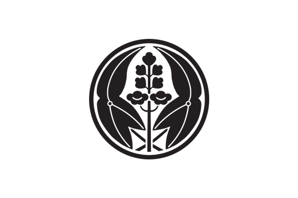 family_crest.png
