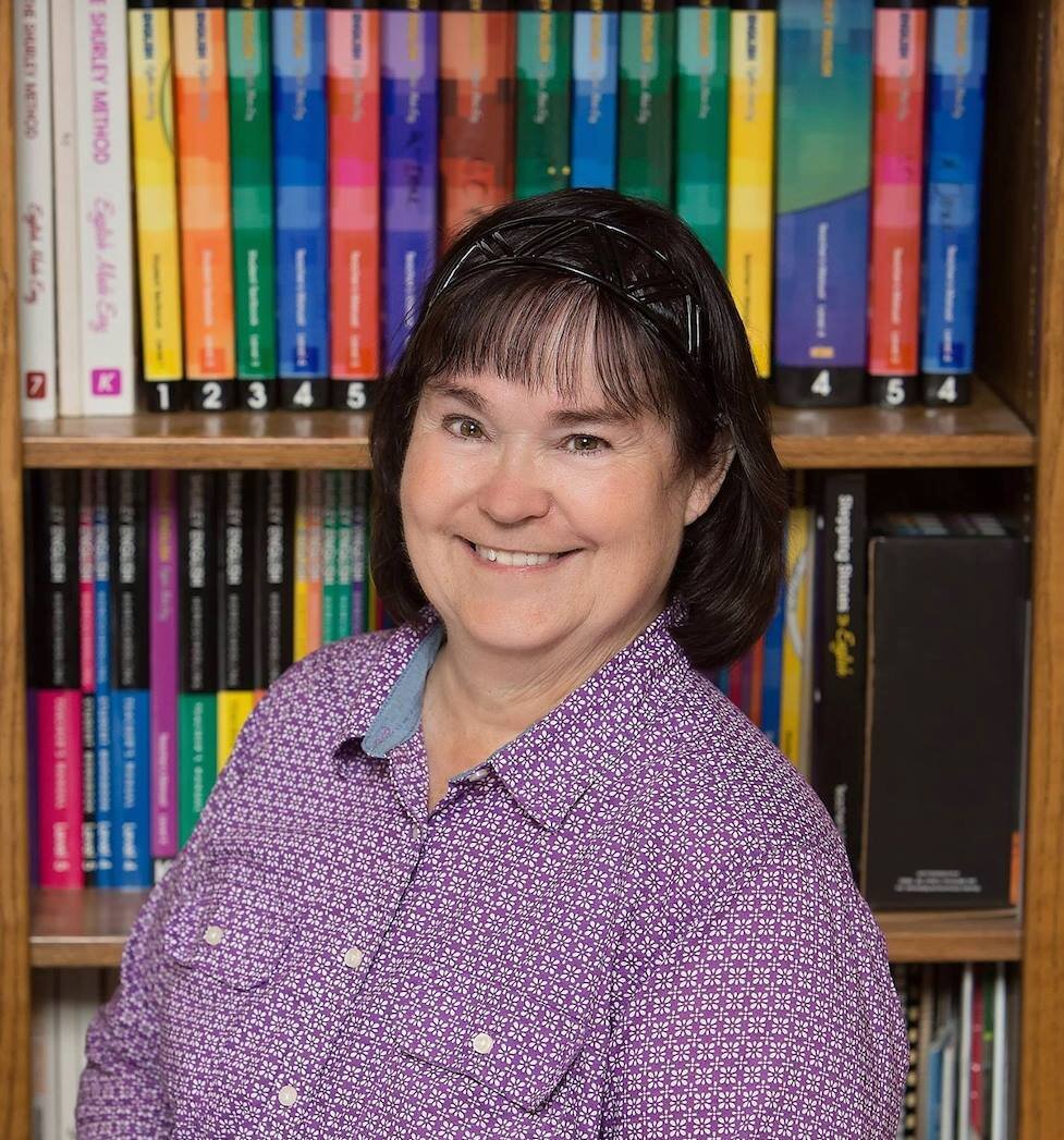 As #TeacherAppreciationWeek continues, we wish to recognize educator and author Brenda Shurley! Her mission is simple. She does all she can to help teachers and students experience language arts success. Thank you, Ms. Shurley!

🍎 www.shurley.com