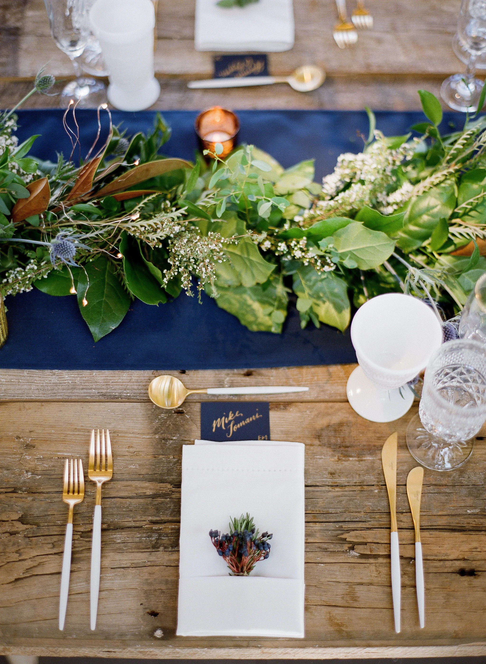 Floral by Aspen Branch. Tableware provided by Borrowed Blu. Photo by the talented Lacie Hansen.