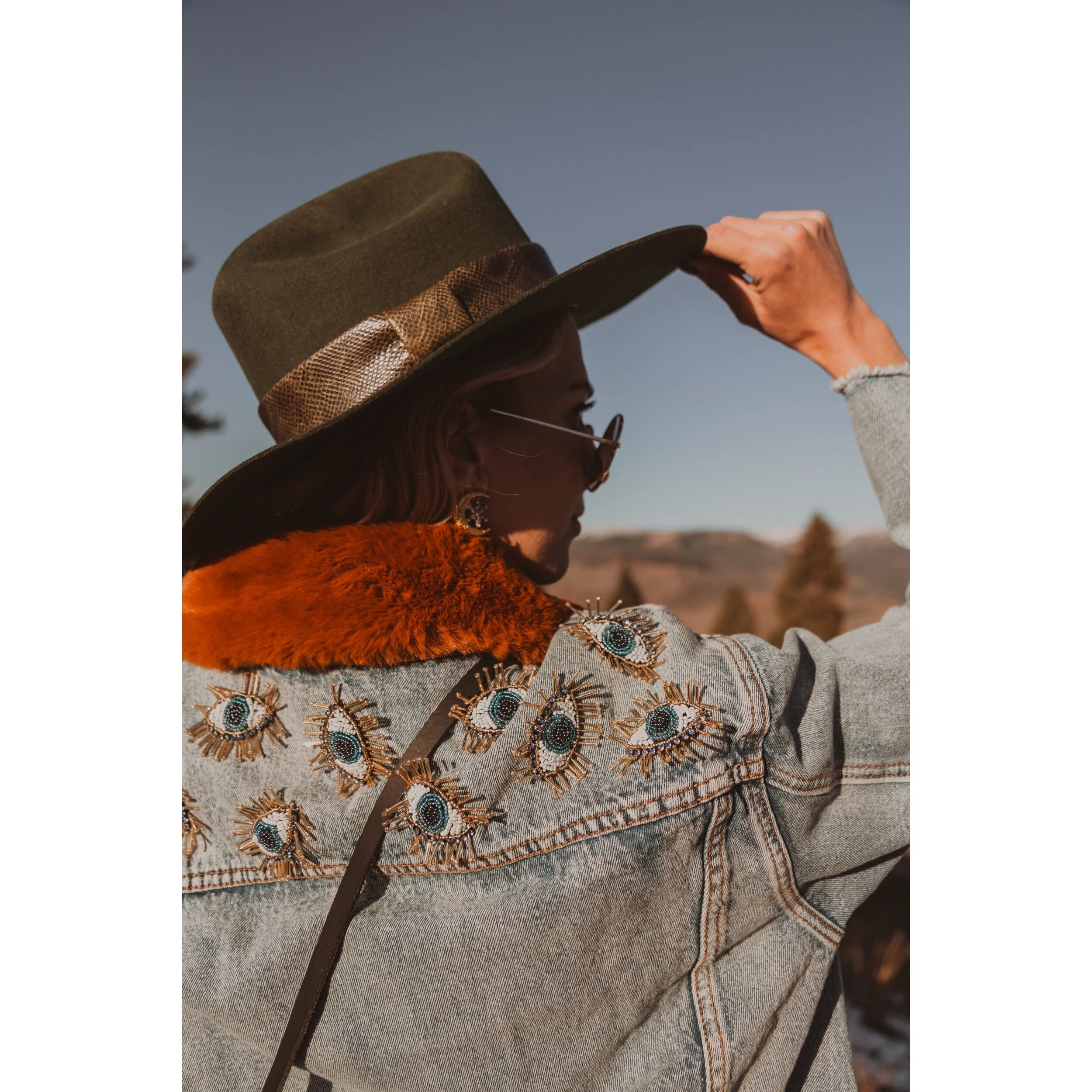  Photo by Souly Samantha 