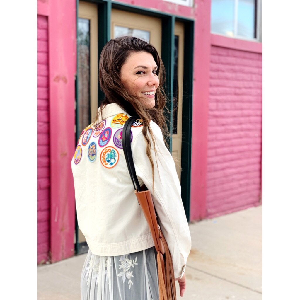  Photo by Charlie B Creates  