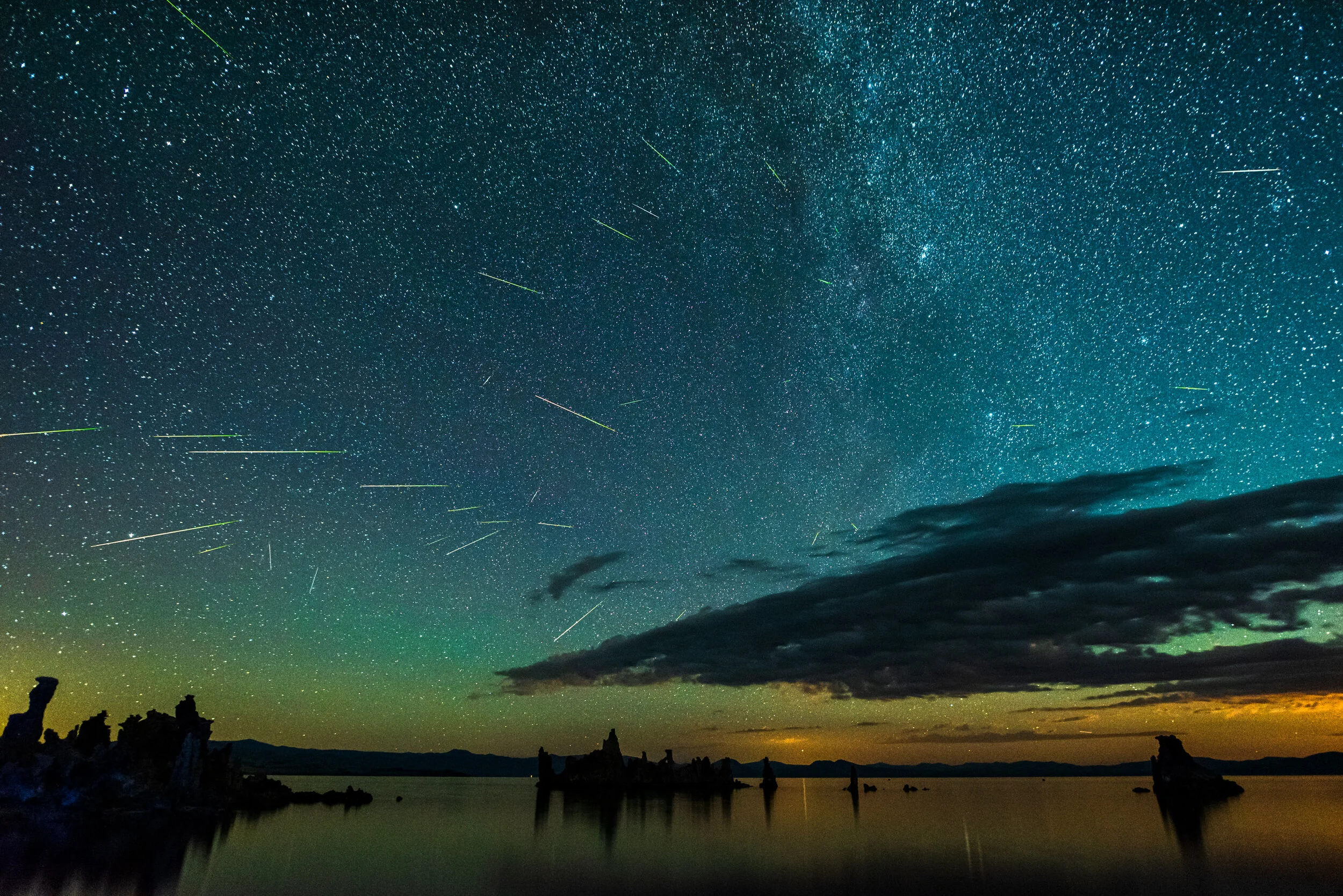 PerseidsMeteorShower_MonoLake2020_0811_231241-5564_SAG-1.jpg