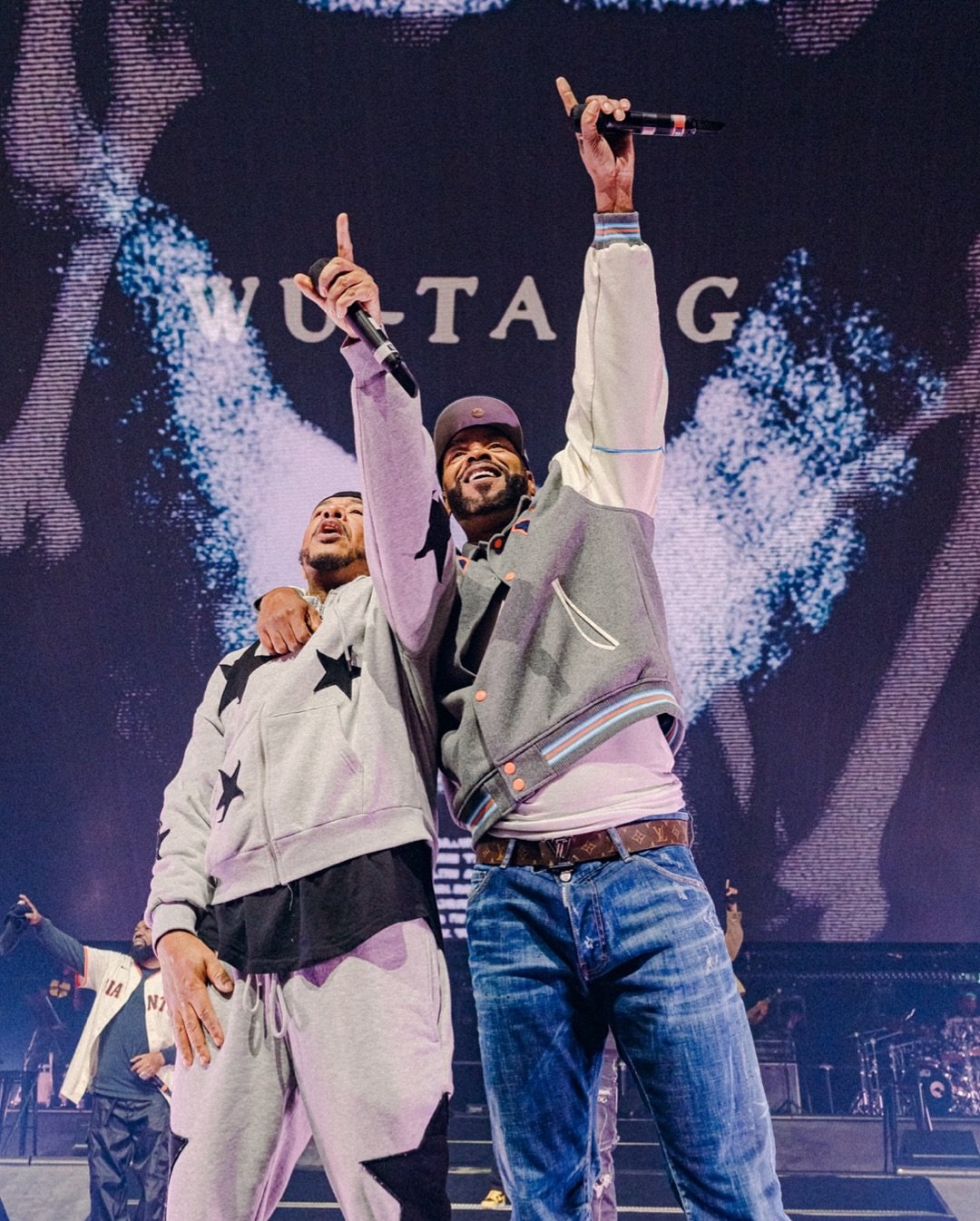 First gig back after paternity leave &mdash; no better way to return than with the Wu-Tang&rsquo;s final tour stop at Chase Center. Total chaos, but honored to spend the first eight songs up close with some of the most legendary names in hip hop.

#W