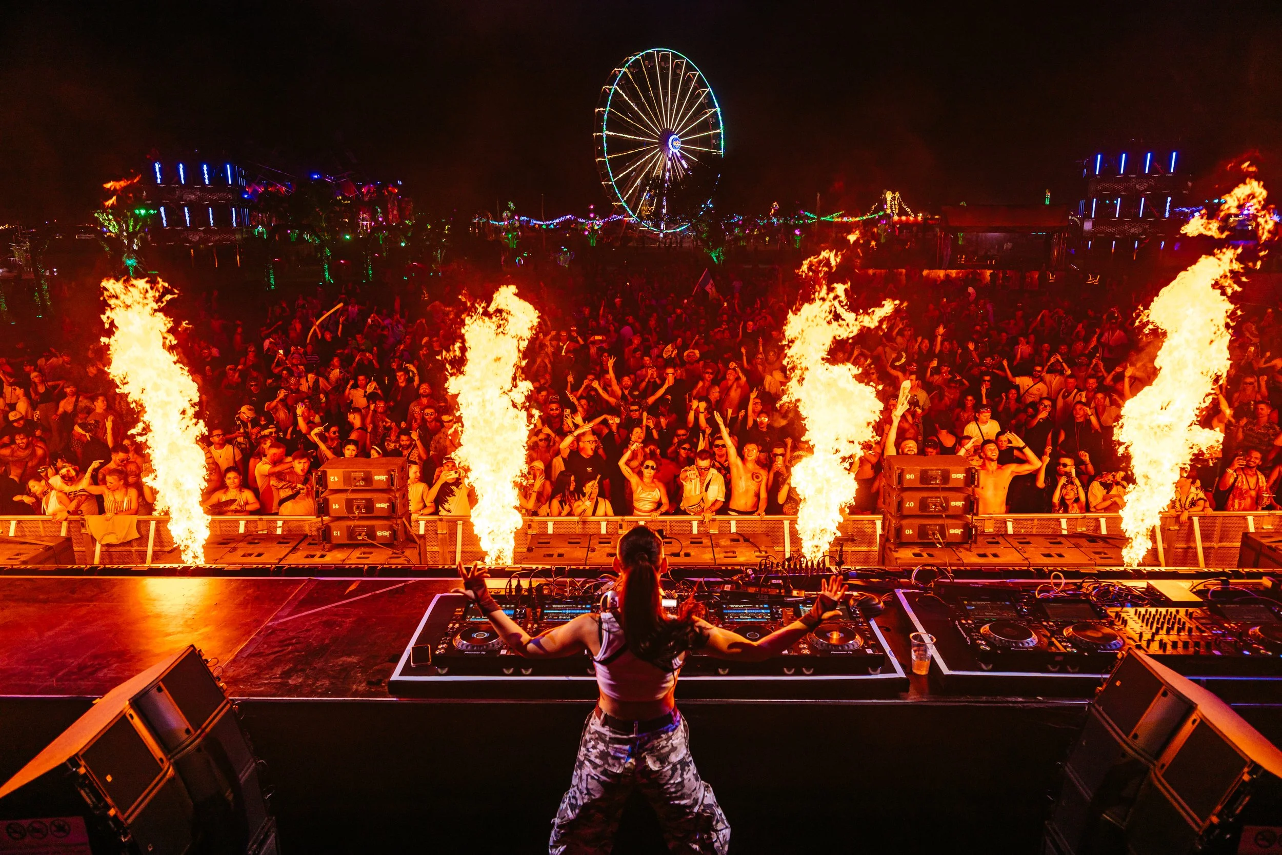 Lilly Palmer commanding the decks at EDC Thailand