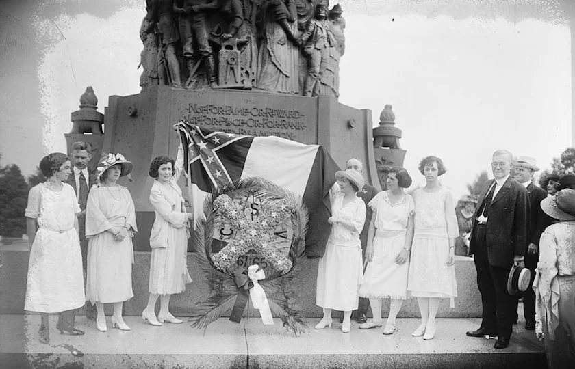 Confederate Memorial Day service in 1922. National Photo Company Collection at the Library of Congress.