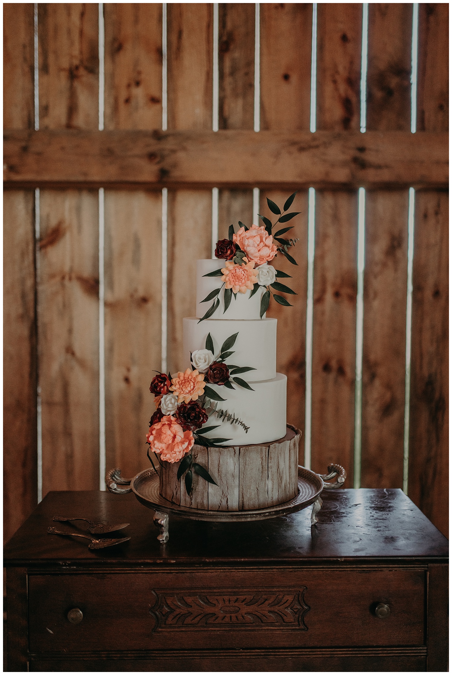 MOODY-BOHEMIAN-STYLED-SHOOT-HAMILTON-WAINFLEET-ONTARIO-KATIE MARIE PHOTOGRAPHY-WEDDING PHOTOGRAPHER_0_0111.jpg