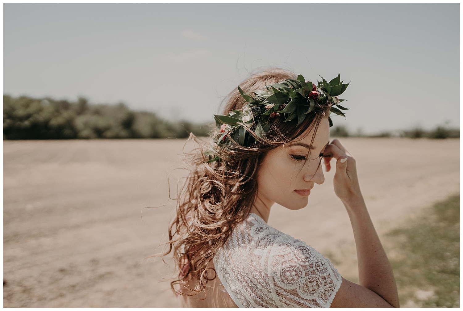 MOODY-BOHEMIAN-STYLED-SHOOT-HAMILTON-WAINFLEET-ONTARIO-KATIE MARIE PHOTOGRAPHY-WEDDING PHOTOGRAPHER_0_0162.jpg