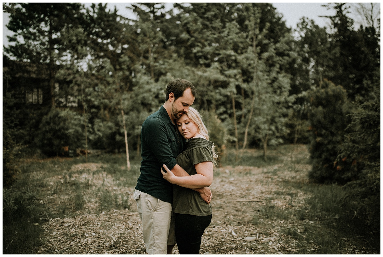 katie marie photography - chicken nugget viral photo shoot - chicken nugget engagement shoot - hamilton ontario photographer_0055.jpg