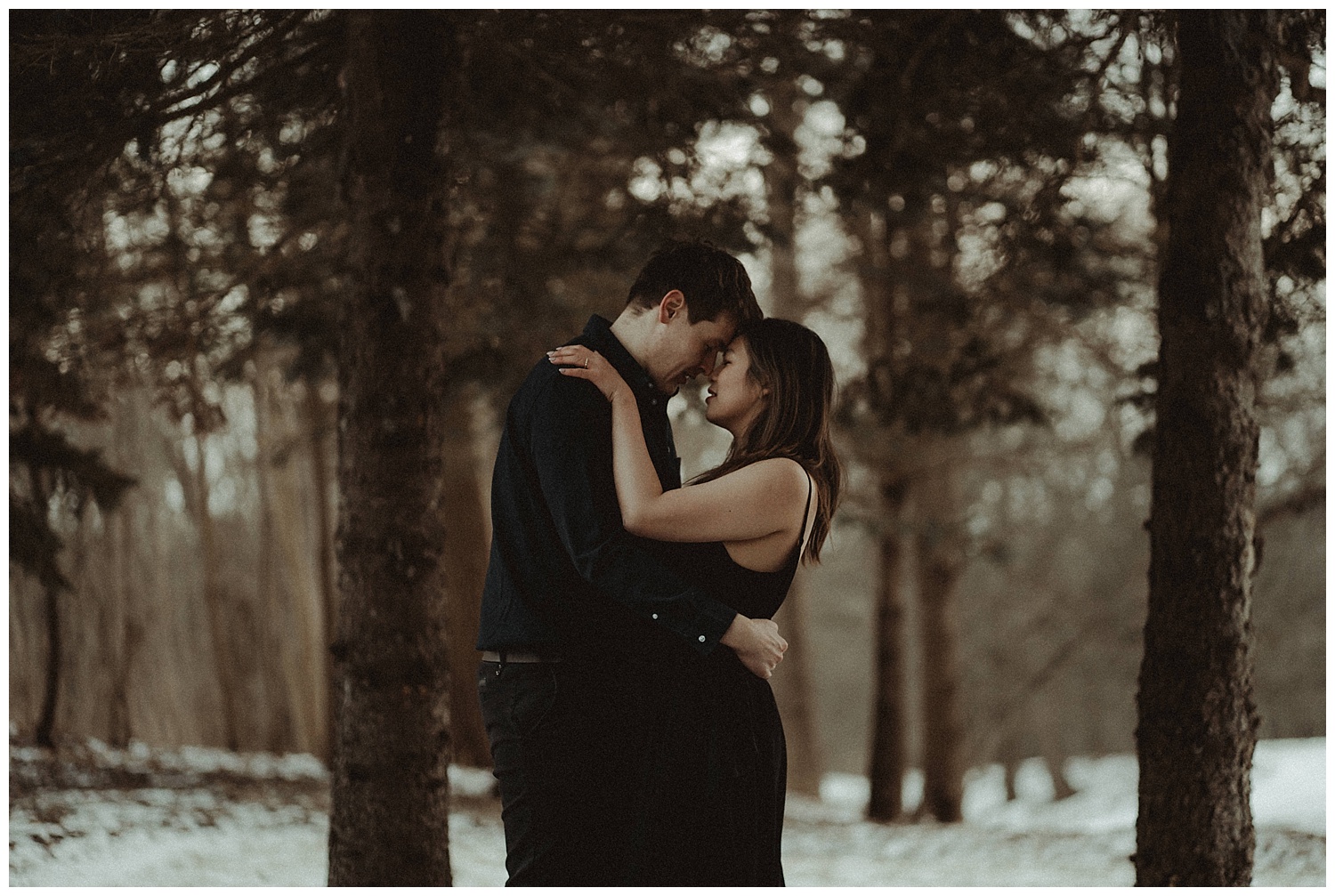 Katie Marie Photography | Hamilton Ontario Wedding Photographer | Hamilton Engagement Session | HamOnt | Dundas Peak | Dundas Ontario | Winter Engagement Session_0051.jpg