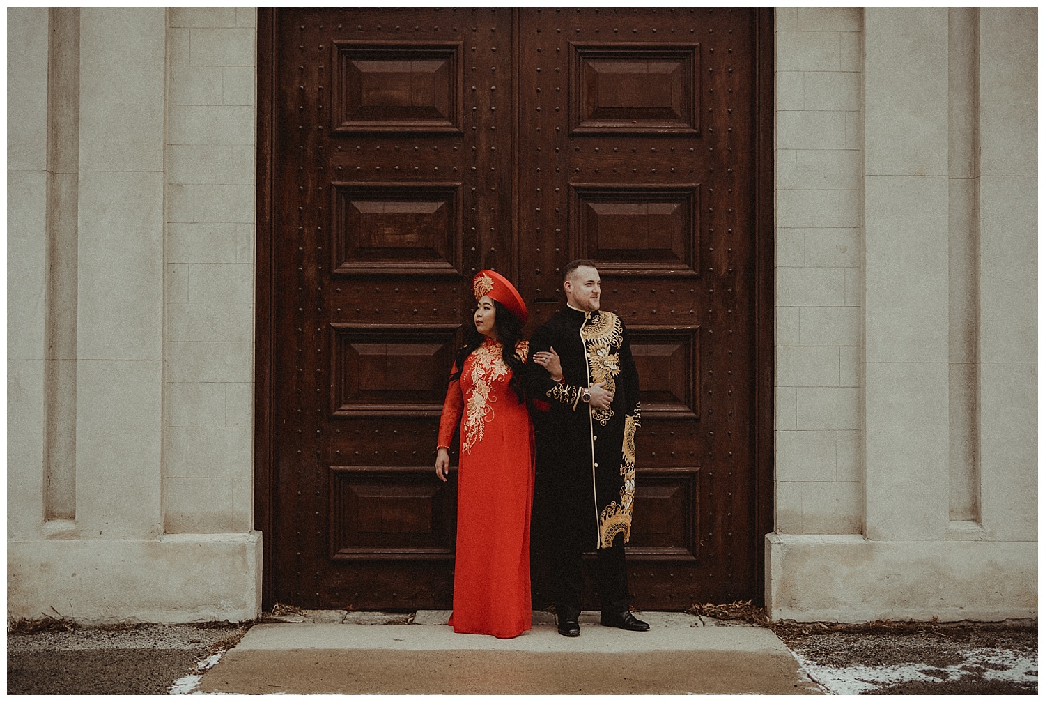 Katie Marie Photography | Hamilton Ontario Wedding Photographer | Hamilton Engagement Session | HamOnt | Vietnamese Engagement Session | Traditional Outfit Engagement Session | Dundurn Castle_0005.jpg