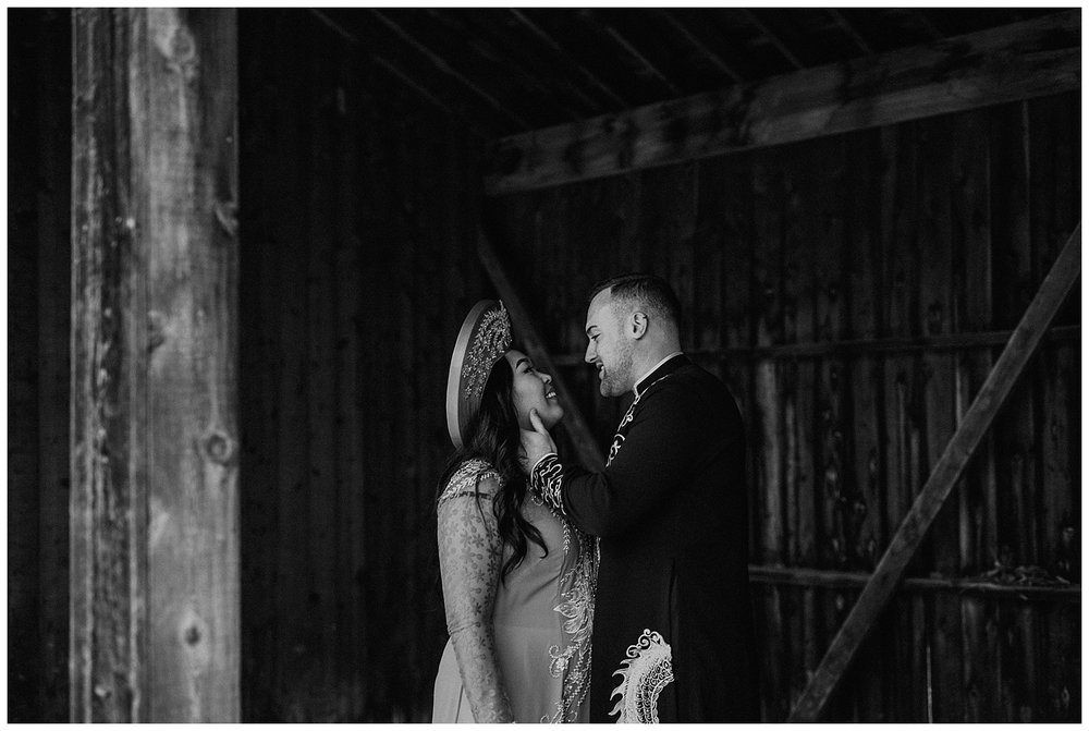 Katie Marie Photography | Hamilton Ontario Wedding Photographer | Hamilton Engagement Session | HamOnt | Vietnamese Engagement Session | Traditional Outfit Engagement Session | Dundurn Castle_0008.jpg
