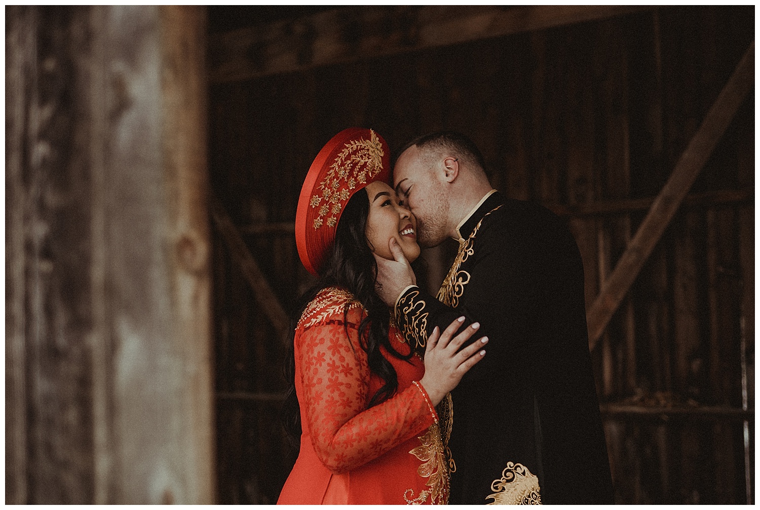 Katie Marie Photography | Hamilton Ontario Wedding Photographer | Hamilton Engagement Session | HamOnt | Vietnamese Engagement Session | Traditional Outfit Engagement Session | Dundurn Castle_0010.jpg