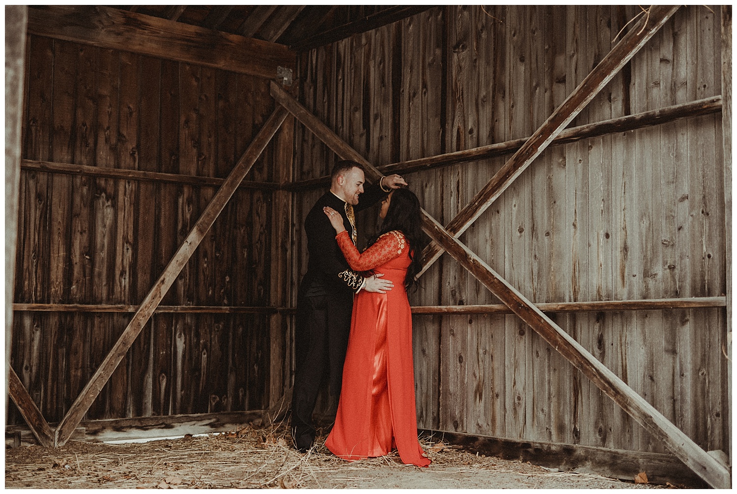 Katie Marie Photography | Hamilton Ontario Wedding Photographer | Hamilton Engagement Session | HamOnt | Vietnamese Engagement Session | Traditional Outfit Engagement Session | Dundurn Castle_0014.jpg