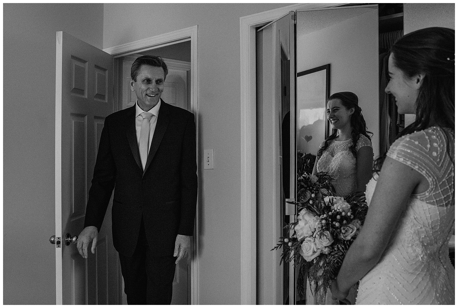 Katie Marie Photography | Hamilton Ontario Wedding Photographer | Ancaster Mill Winter Wedding | Oakville Conference Centre Wedding | RBG Wedding | Royal Botanical Gardens Wedding_0034.jpg