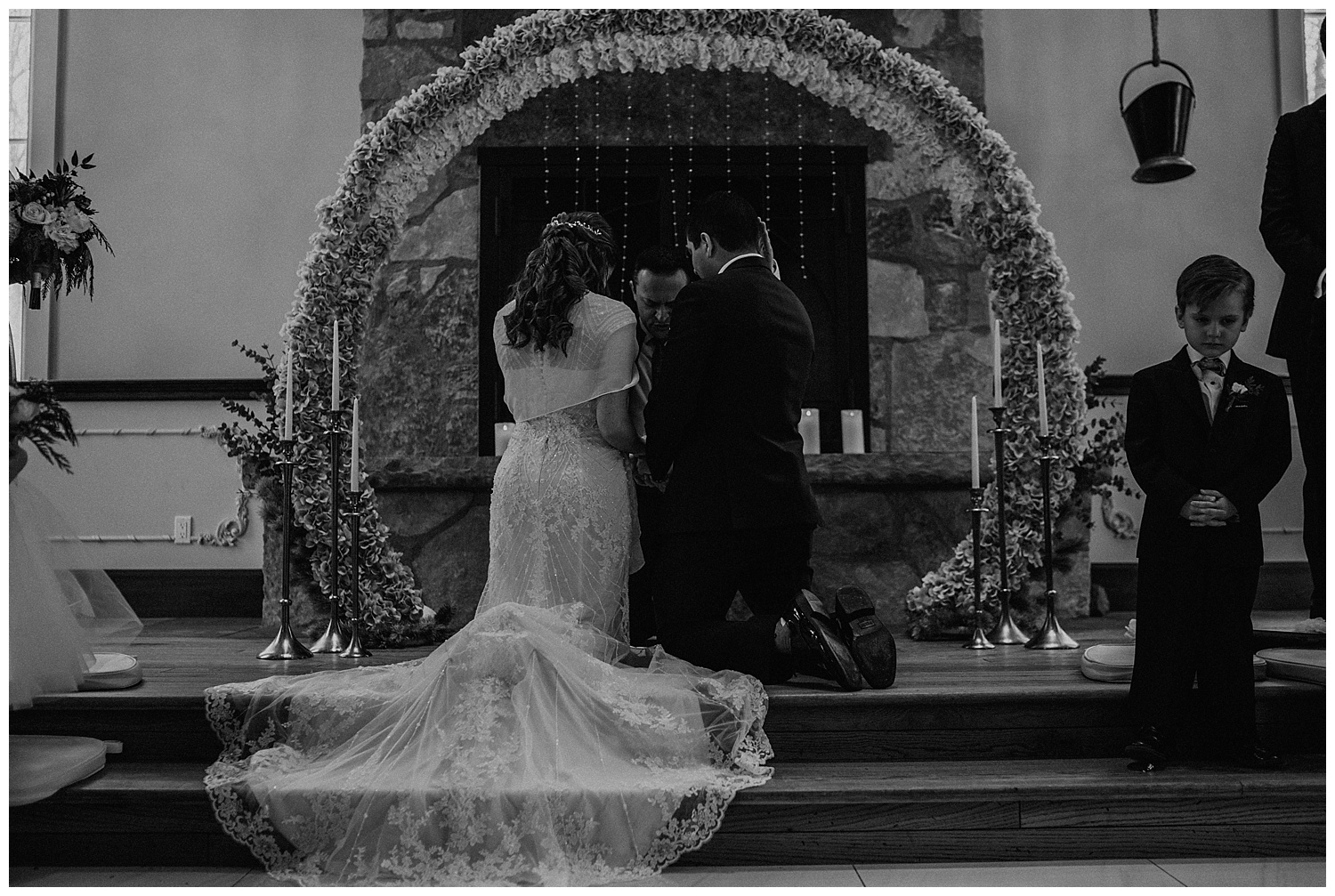 Katie Marie Photography | Hamilton Ontario Wedding Photographer | Ancaster Mill Winter Wedding | Oakville Conference Centre Wedding | RBG Wedding | Royal Botanical Gardens Wedding_0149.jpg