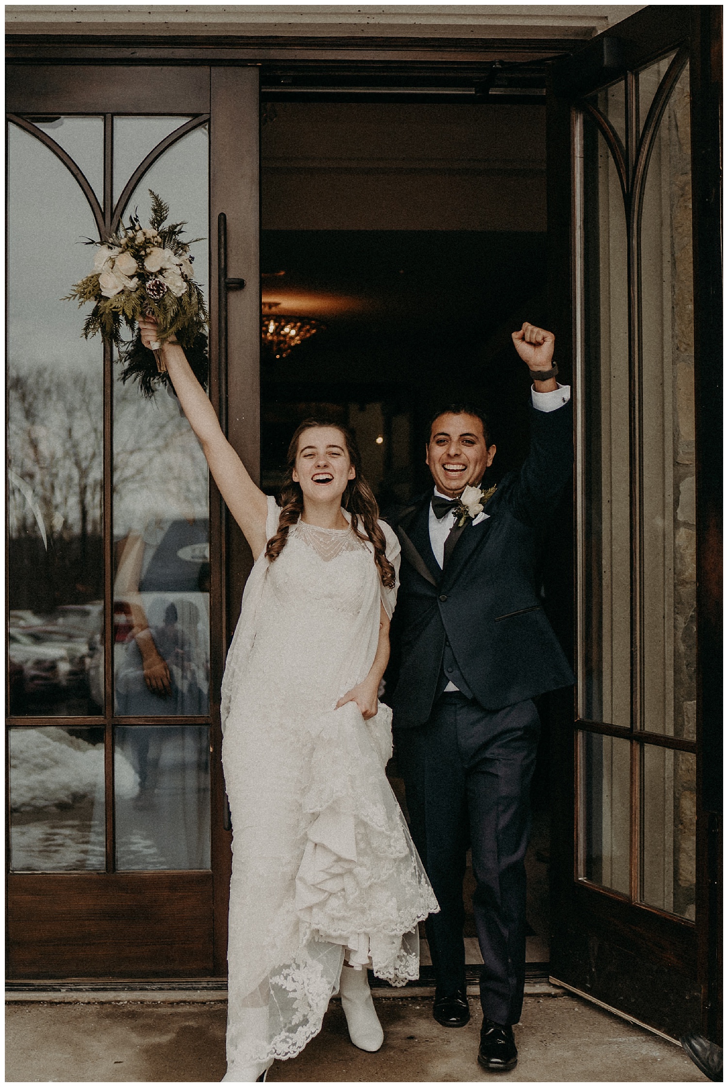 Katie Marie Photography | Hamilton Ontario Wedding Photographer | Ancaster Mill Winter Wedding | Oakville Conference Centre Wedding | RBG Wedding | Royal Botanical Gardens Wedding_0158.jpg