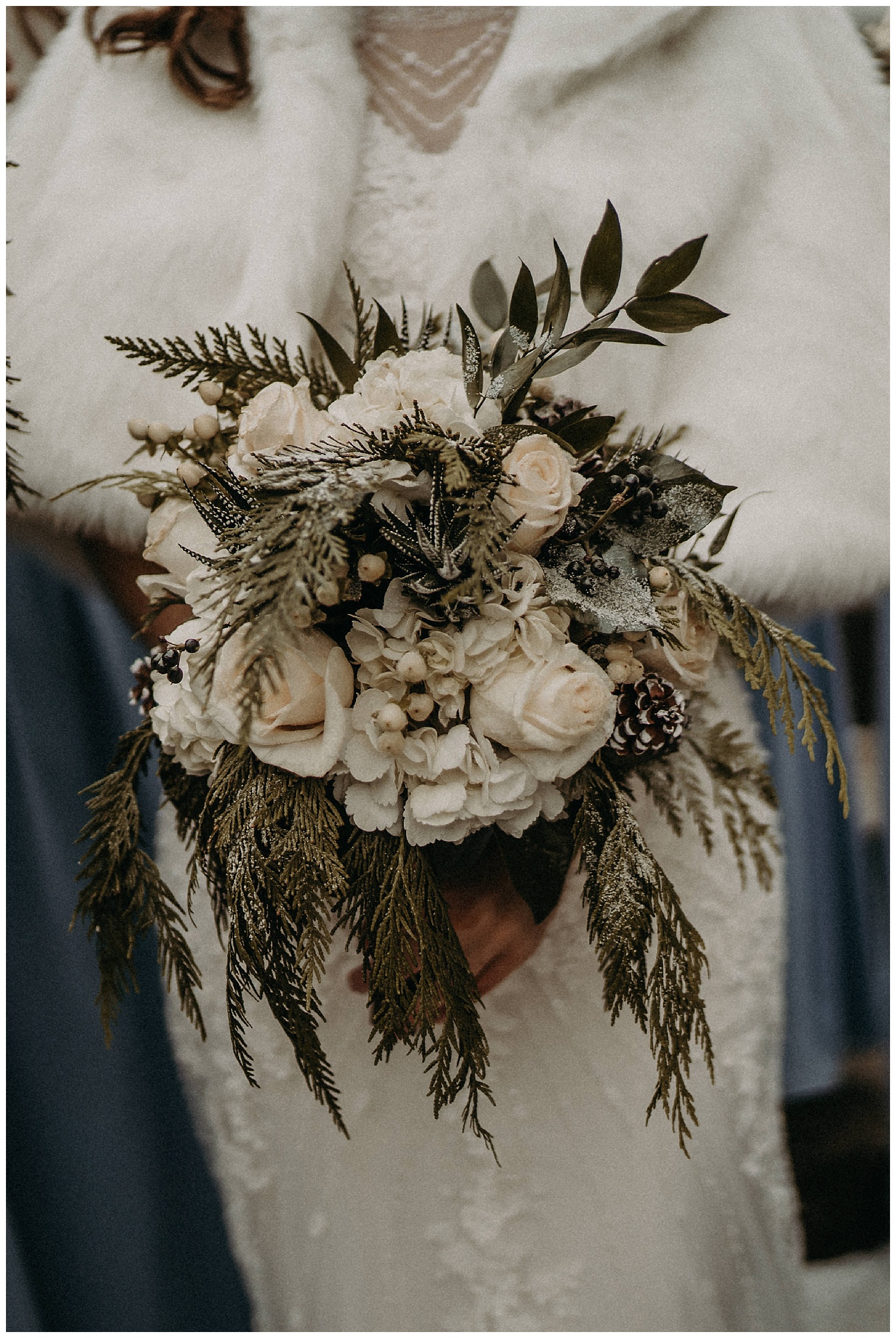Katie Marie Photography | Hamilton Ontario Wedding Photographer | Ancaster Mill Winter Wedding | Oakville Conference Centre Wedding | RBG Wedding | Royal Botanical Gardens Wedding_0193.jpg