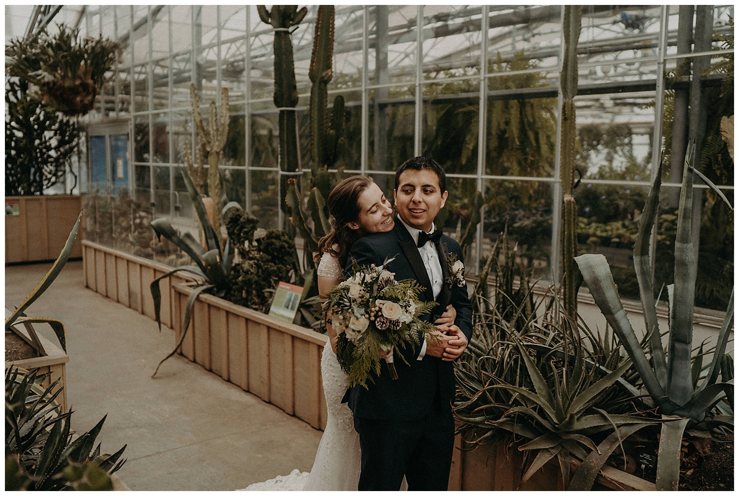 Katie Marie Photography | Hamilton Ontario Wedding Photographer | Ancaster Mill Winter Wedding | Oakville Conference Centre Wedding | RBG Wedding | Royal Botanical Gardens Wedding_0217.jpg