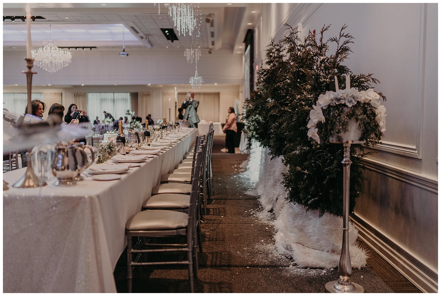Katie Marie Photography | Hamilton Ontario Wedding Photographer | Ancaster Mill Winter Wedding | Oakville Conference Centre Wedding | RBG Wedding | Royal Botanical Gardens Wedding_0243.jpg