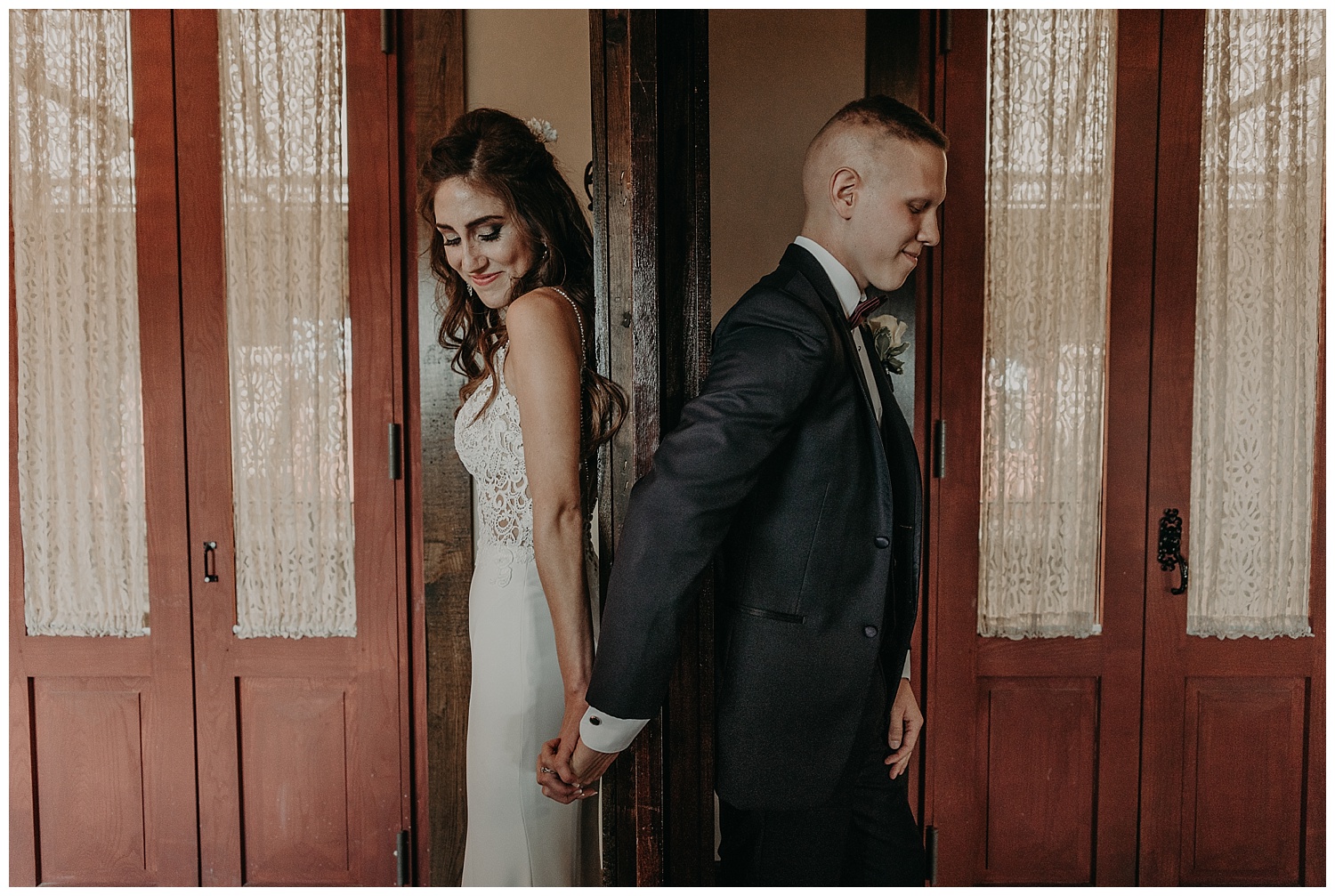 Katie Marie Photography | Hamilton Ontario Wedding Photographer | Kitchener Wedding Photographer | Hacienda Sarria Wedding | Cambridge Wedding_0112.jpg