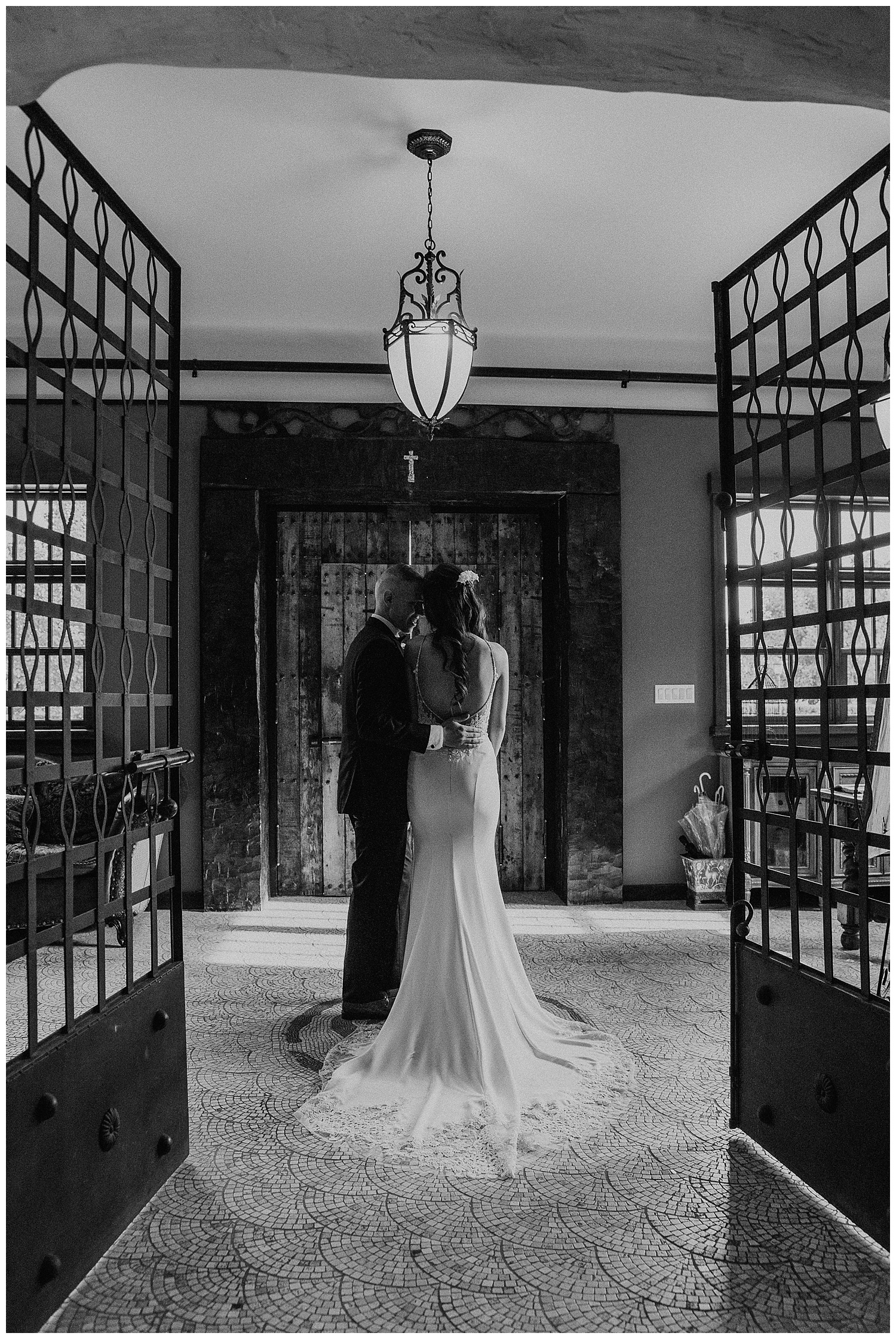 Katie Marie Photography | Hamilton Ontario Wedding Photographer | Kitchener Wedding Photographer | Hacienda Sarria Wedding | Cambridge Wedding_0180.jpg