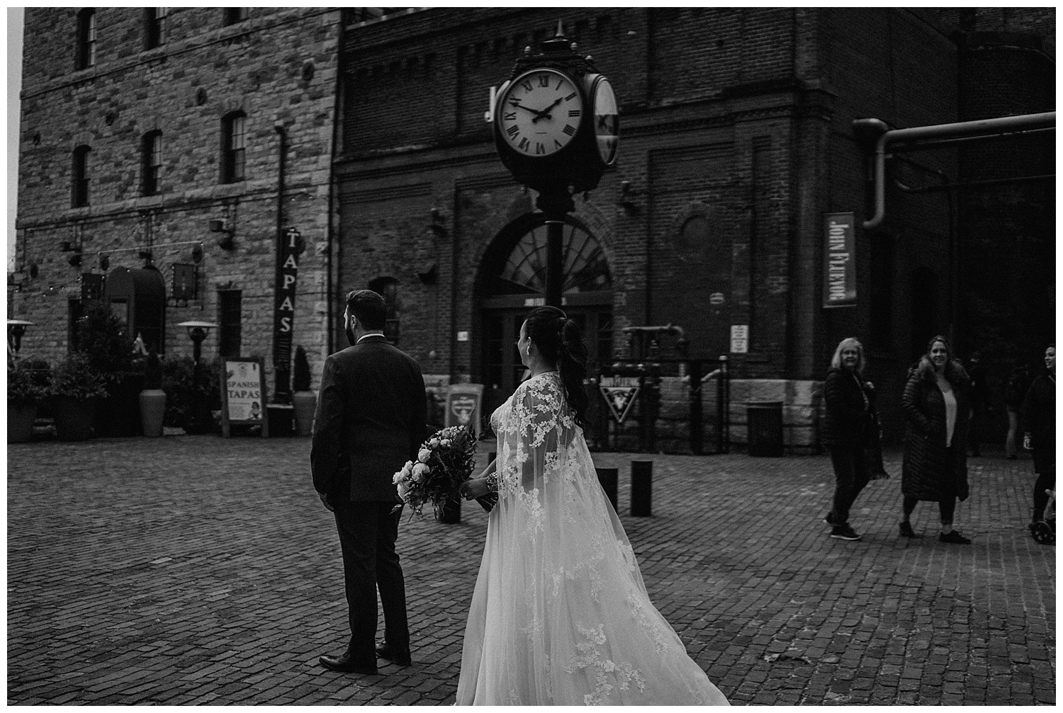 Katie Marie Photography | Archeo Wedding Arta Gallery Wedding | Distillery District Wedding | Toronto Wedding Photographer | Hamilton Toronto Ontario Wedding Photographer |_0003.jpg