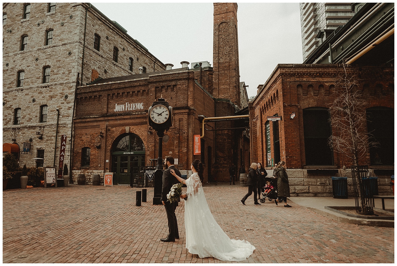 Katie Marie Photography | Archeo Wedding Arta Gallery Wedding | Distillery District Wedding | Toronto Wedding Photographer | Hamilton Toronto Ontario Wedding Photographer |_0004.jpg