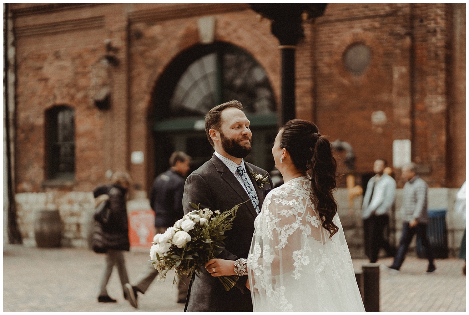 Katie Marie Photography | Archeo Wedding Arta Gallery Wedding | Distillery District Wedding | Toronto Wedding Photographer | Hamilton Toronto Ontario Wedding Photographer |_0010.jpg