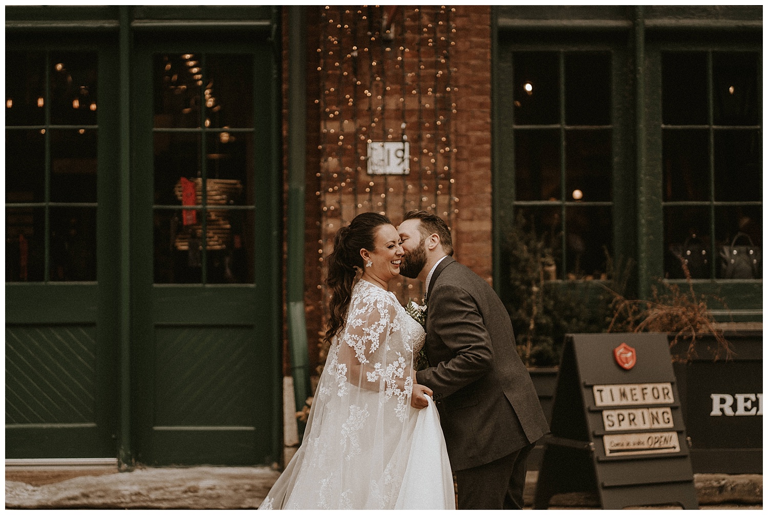 Katie Marie Photography | Archeo Wedding Arta Gallery Wedding | Distillery District Wedding | Toronto Wedding Photographer | Hamilton Toronto Ontario Wedding Photographer |_0072.jpg