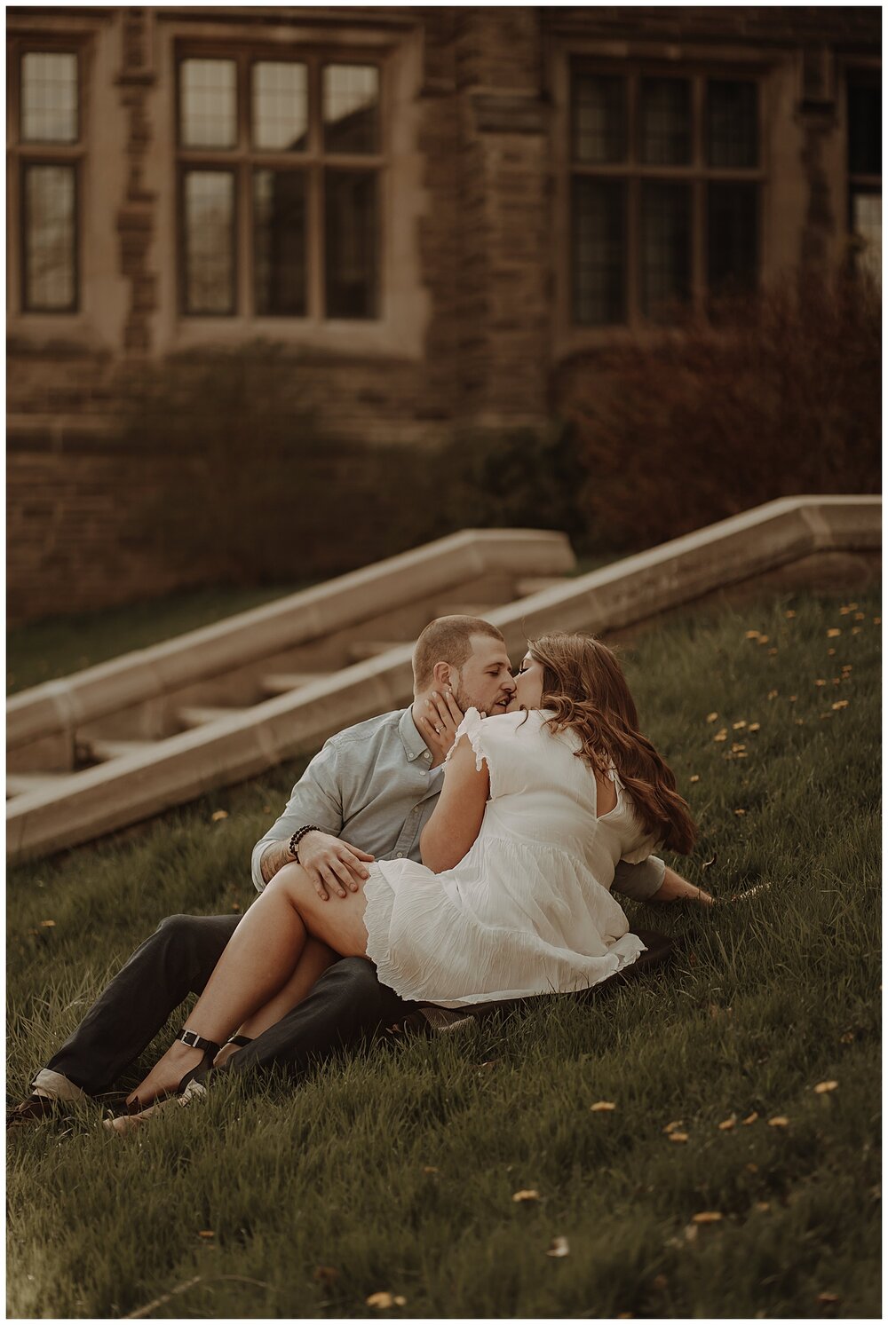 Katie Marie Photography_McMaster University Engagement Session_Hamilton Wedding Photographer_Mac Engagement Session_0010.jpg