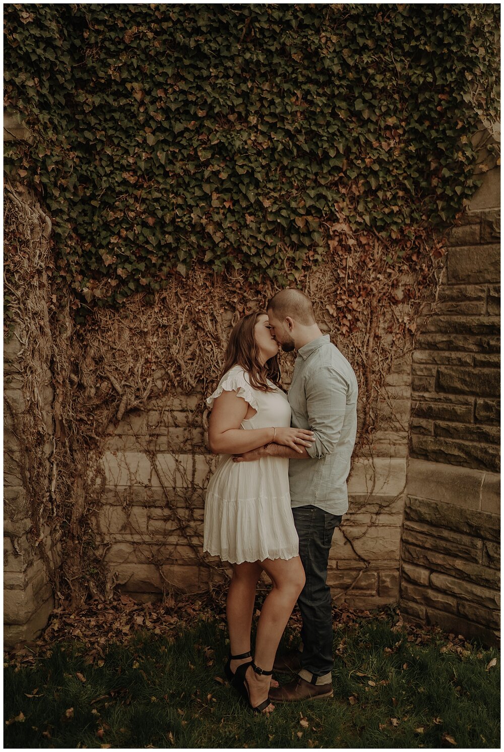 Katie Marie Photography_McMaster University Engagement Session_Hamilton Wedding Photographer_Mac Engagement Session_0026.jpg