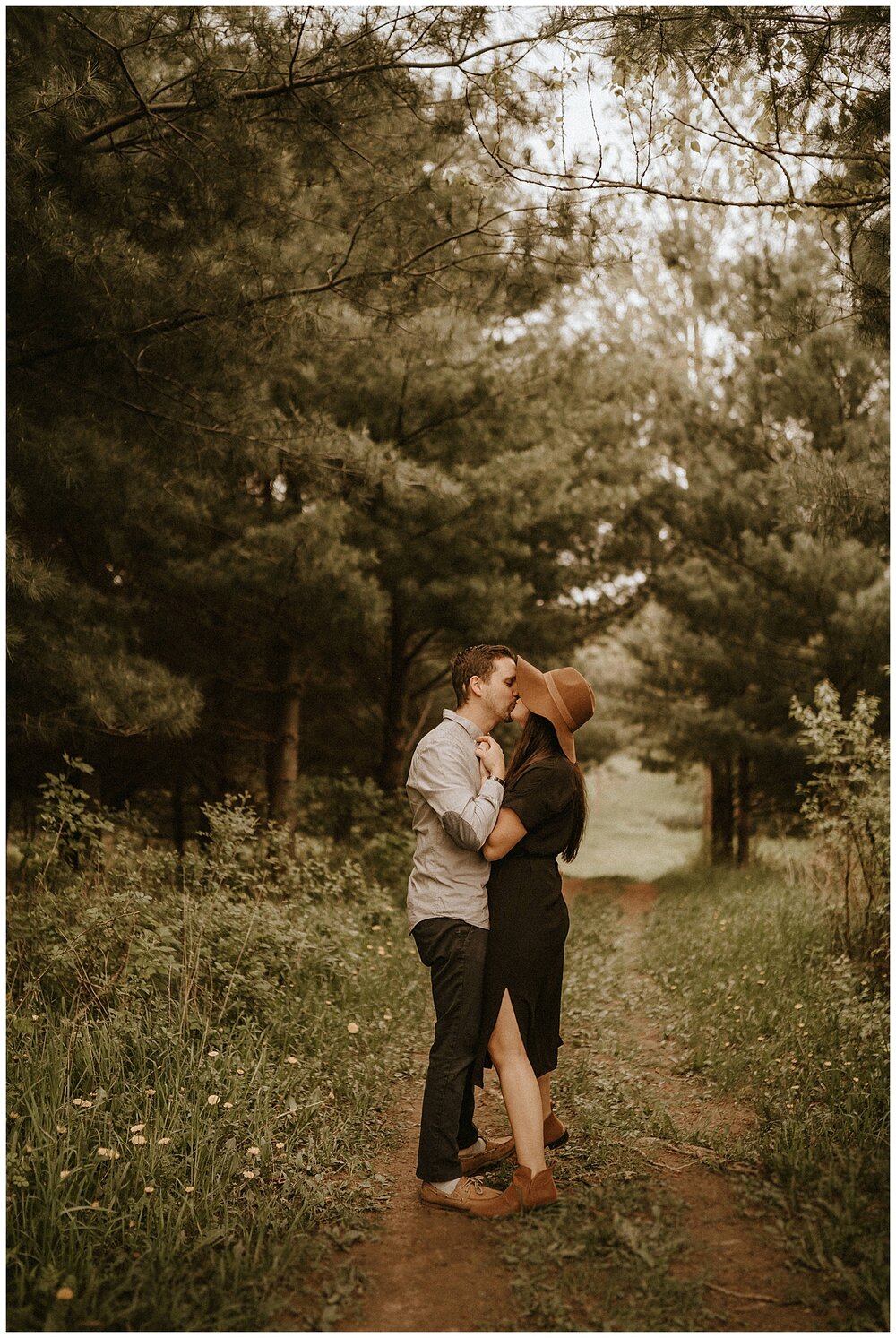 Hamilton-Ontario-Waterfall-Engagement-Session-Sherman-Falls-Ancaster-Katie-Marie-Photography_0012.jpg