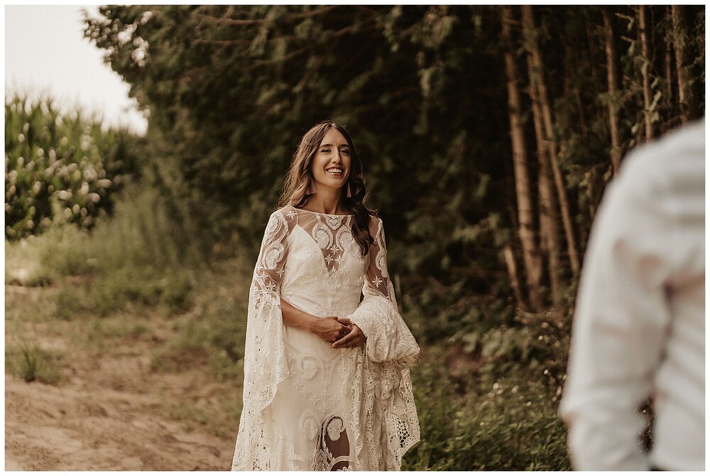 Tillsonburg_Backyard_Boho_Bohemian_Intimate_Wedding_Tillsonburg_Hamilton_Wedding_Photographer_0017.jpg