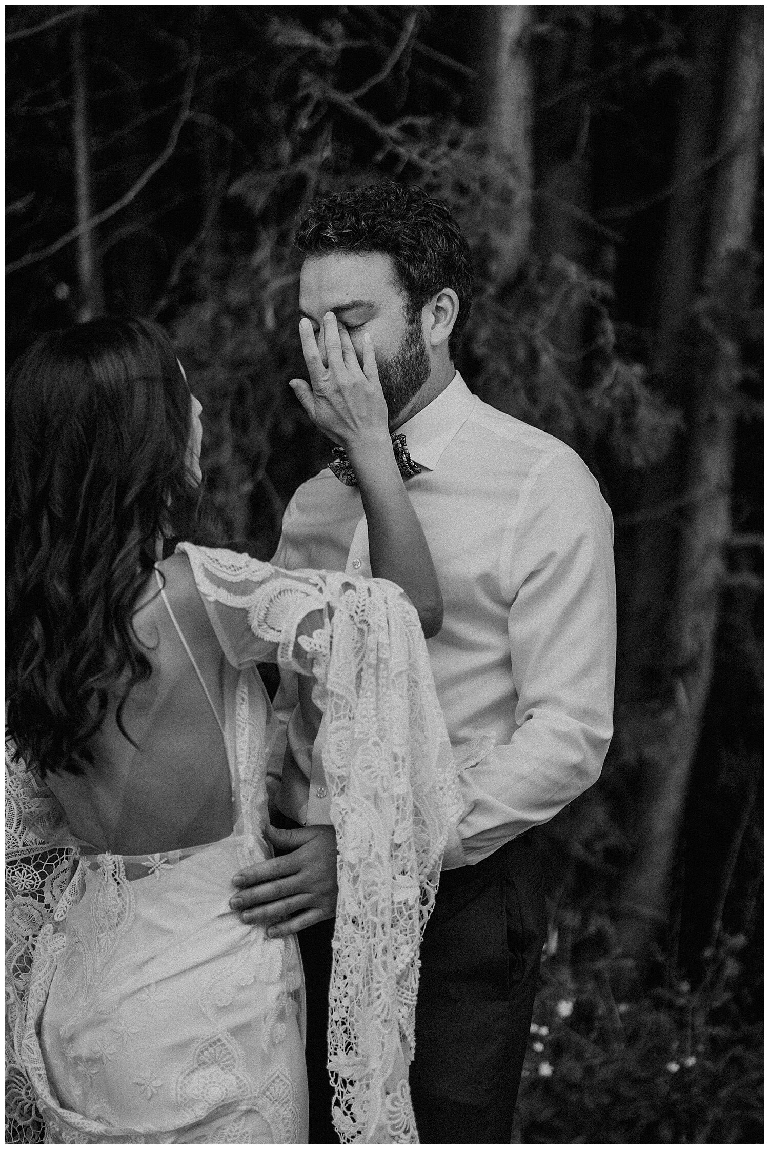 Tillsonburg_Backyard_Boho_Bohemian_Intimate_Wedding_Tillsonburg_Hamilton_Wedding_Photographer_0025.jpg