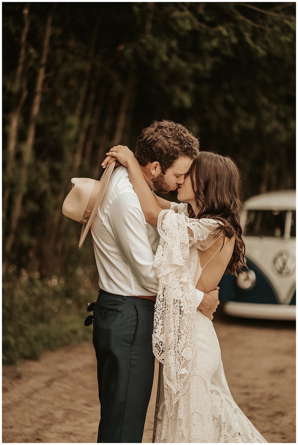 Tillsonburg_Backyard_Boho_Bohemian_Intimate_Wedding_Tillsonburg_Hamilton_Wedding_Photographer_0100.jpg