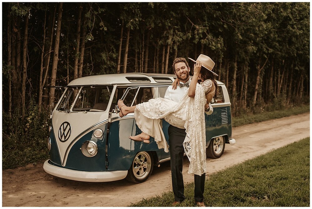 Tillsonburg_Backyard_Boho_Bohemian_Intimate_Wedding_Tillsonburg_Hamilton_Wedding_Photographer_0107.jpg