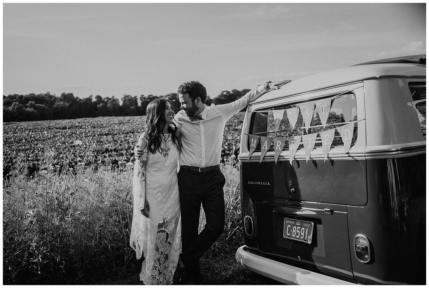 Tillsonburg_Backyard_Boho_Bohemian_Intimate_Wedding_Tillsonburg_Hamilton_Wedding_Photographer_0178.jpg