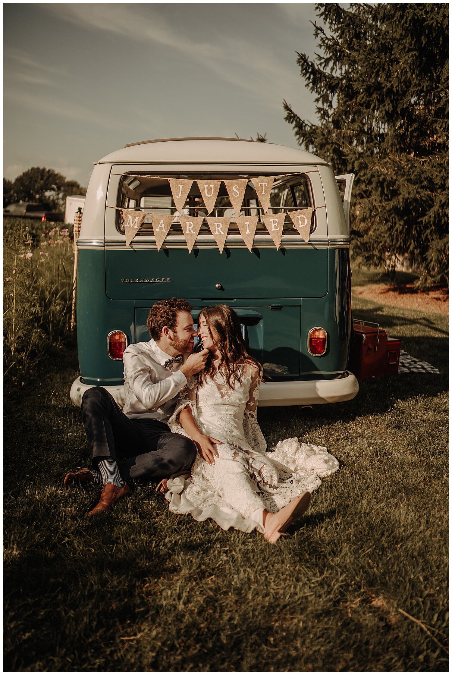 Tillsonburg_Backyard_Boho_Bohemian_Intimate_Wedding_Tillsonburg_Hamilton_Wedding_Photographer_0181.jpg