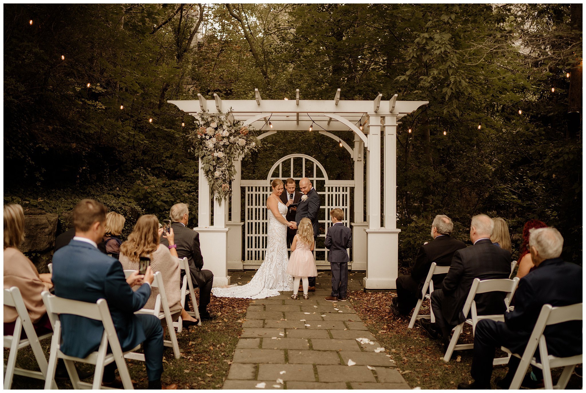 Ancaster Mill Outdoor Intimate Wedding_Katie Marie Photography_Hamilton Photographer_0068.jpg