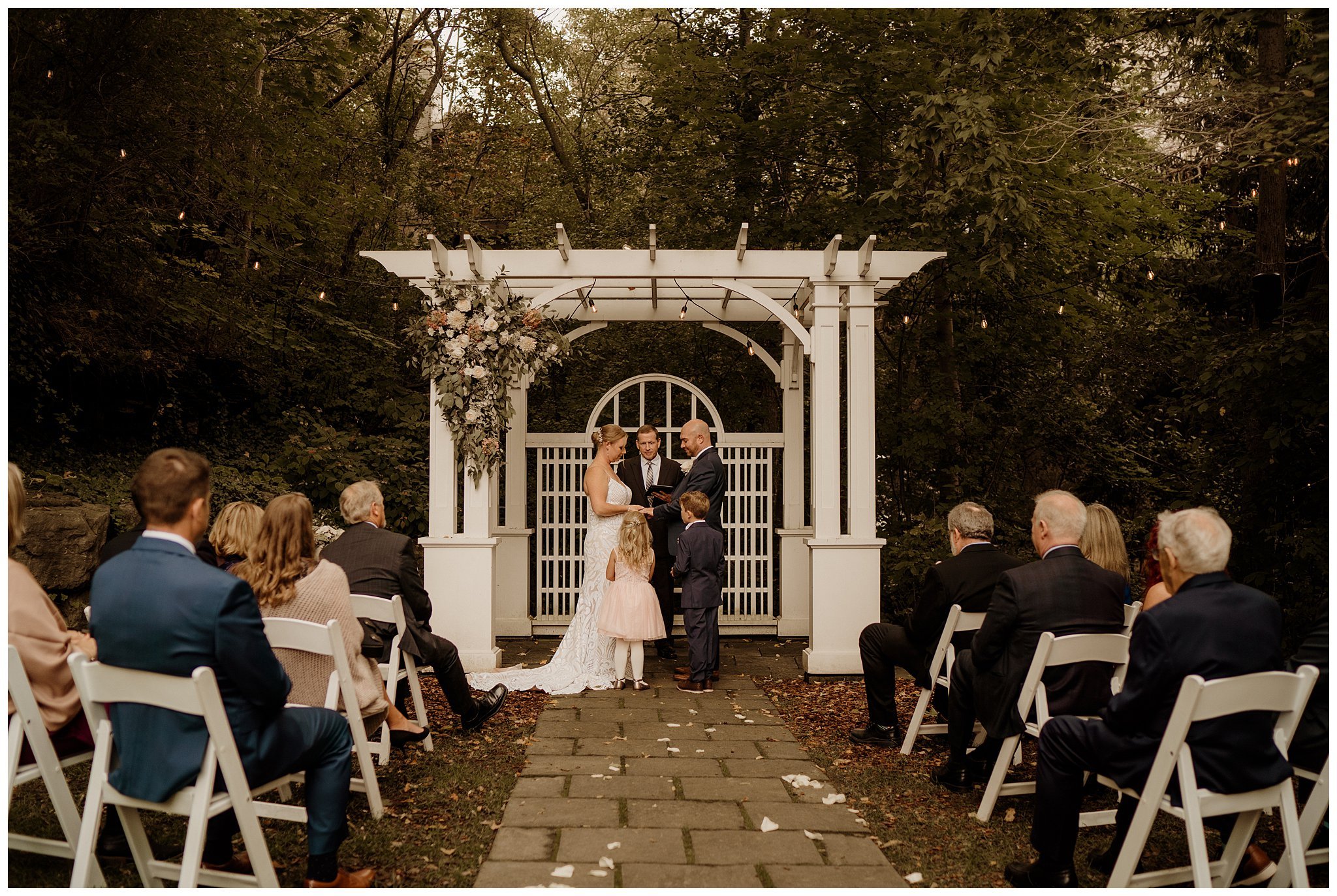 Ancaster Mill Outdoor Intimate Wedding_Katie Marie Photography_Hamilton Photographer_0073.jpg