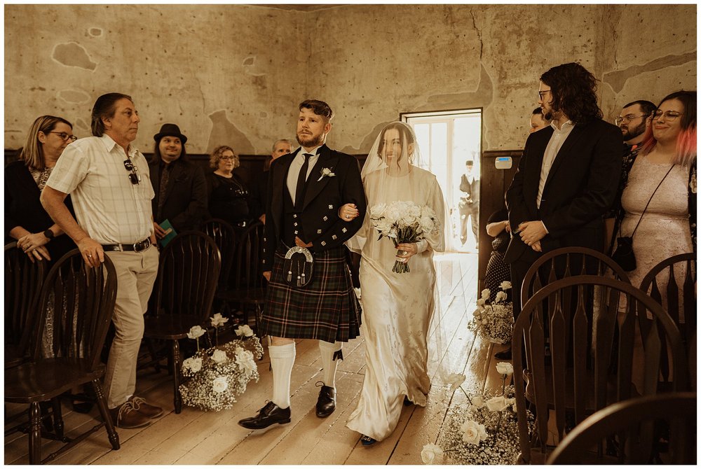 Hamilton_Ontario_Small_Intimate_Wedding_Dundurn_Castle_Vintage_Cinematic-Katie Marie Photography-Best Photographer Hamilton_0027.jpg