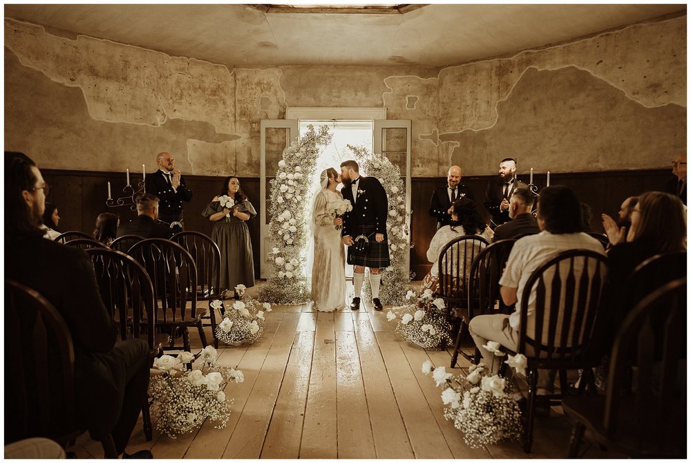 Hamilton_Ontario_Small_Intimate_Wedding_Dundurn_Castle_Vintage_Cinematic-Katie Marie Photography-Best Photographer Hamilton_0038.jpg