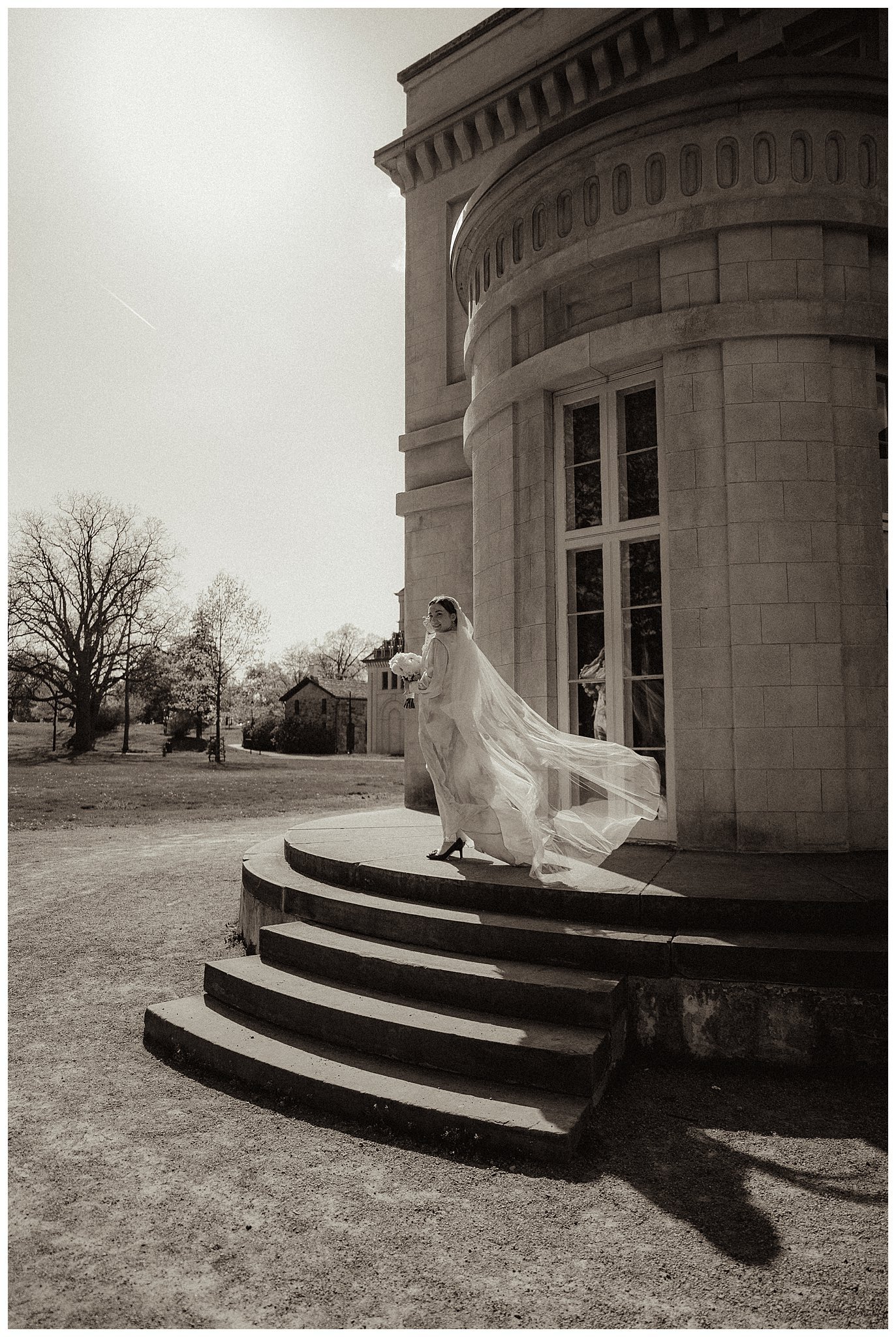 Hamilton_Ontario_Small_Intimate_Wedding_Dundurn_Castle_Vintage_Cinematic-Katie Marie Photography-Best Photographer Hamilton_0061.jpg